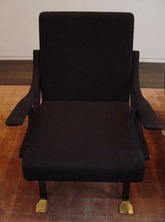 Ignacio Gardella, Black armchair
1957